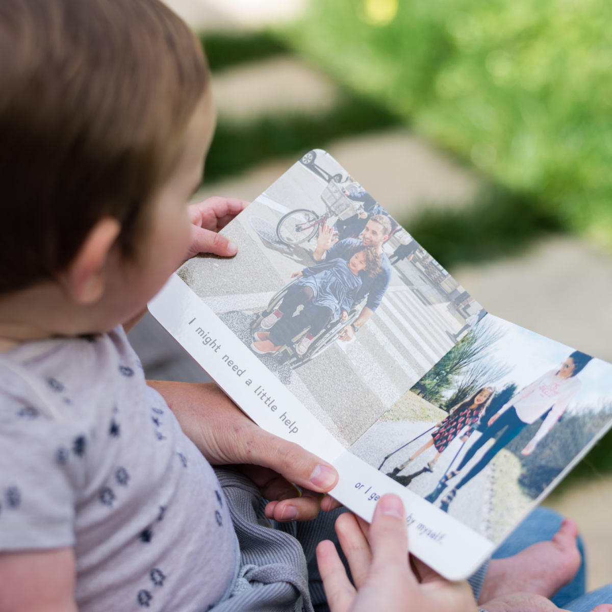 On-the-Go (We Are Little Feminists, 3)